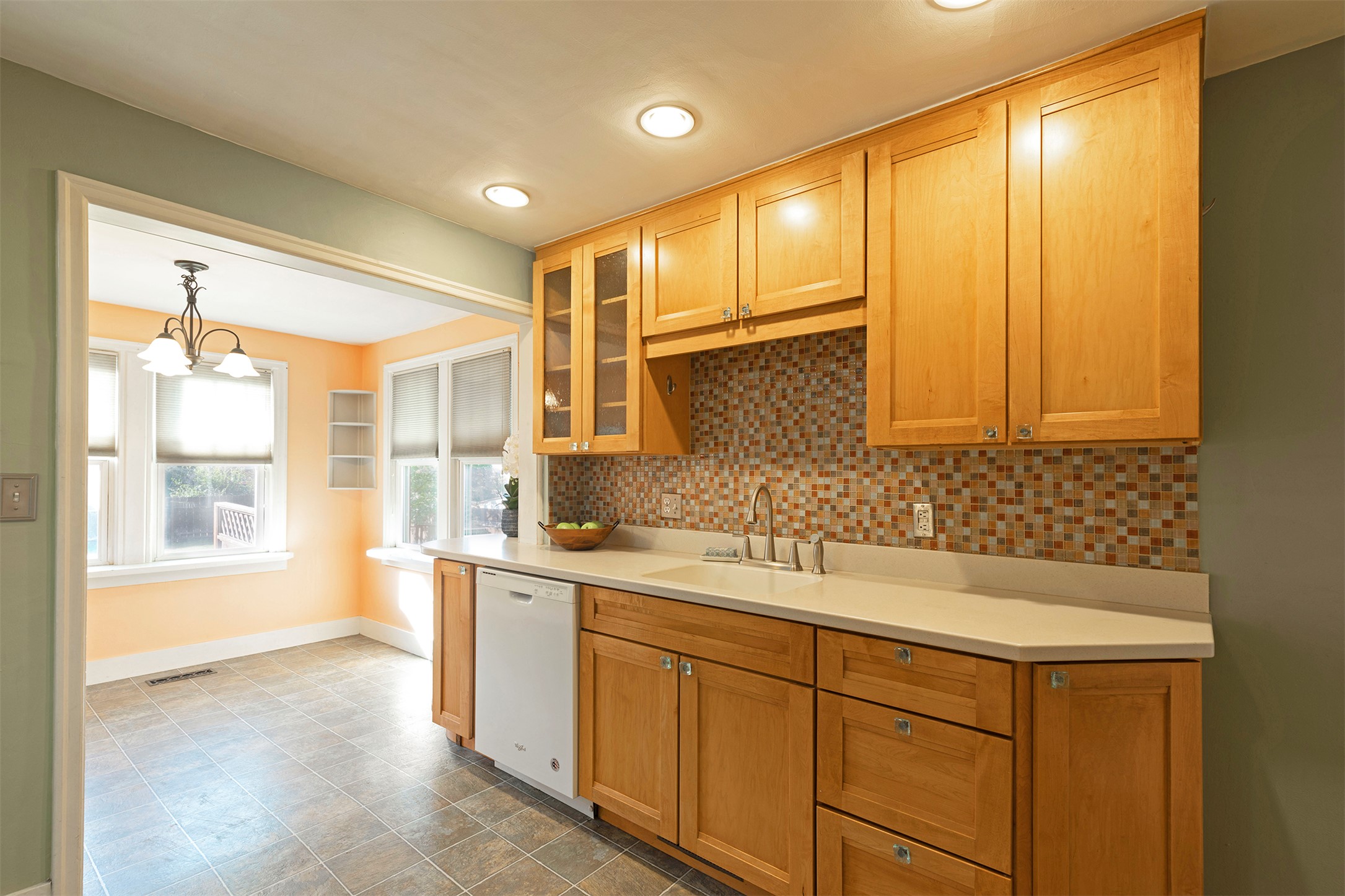 Missoula, Montana 59801, United States, 3 Bedrooms Bedrooms, ,2 BathroomsBathrooms,Residential,Pending,36304