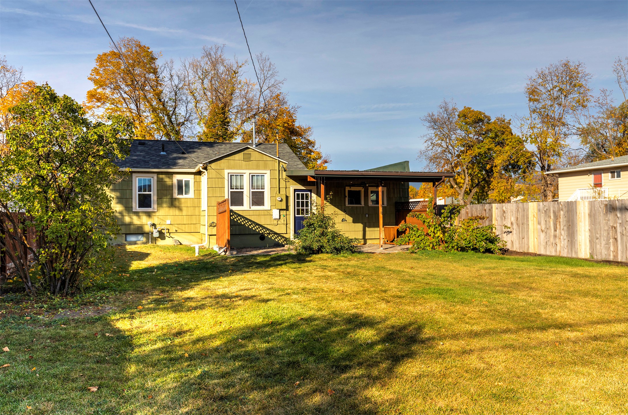 Missoula, Montana 59801, United States, 3 Bedrooms Bedrooms, ,2 BathroomsBathrooms,Residential,Pending,36304