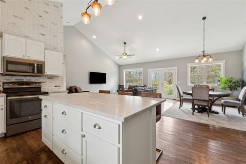 Tiny photo for 496 Forest Edge Trail, Kalispell, MT 59901 (MLS # 30055327)