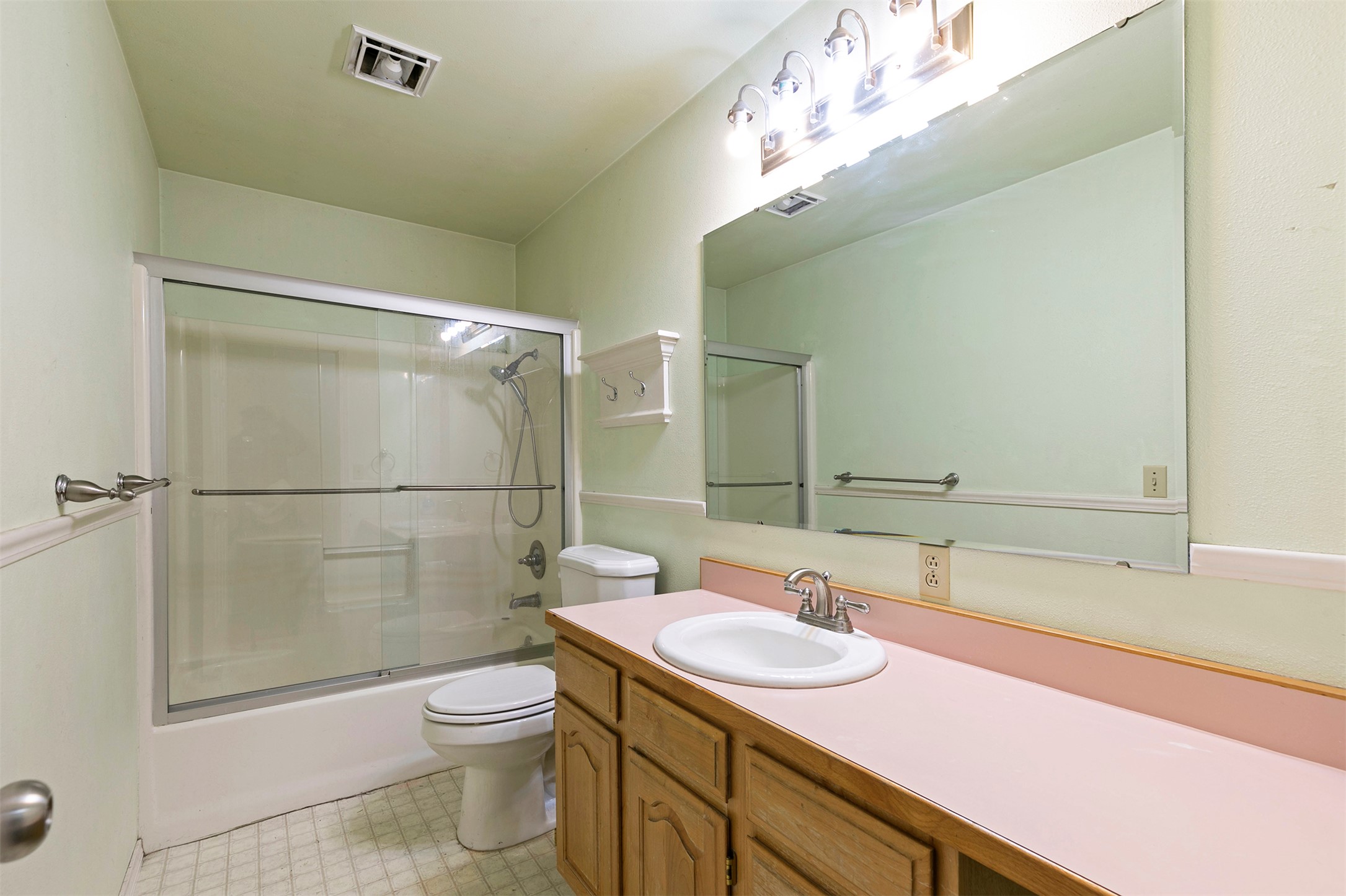 Missoula, Montana 59804, United States, 3 Bedrooms Bedrooms, ,3 BathroomsBathrooms,Residential,Active,117156