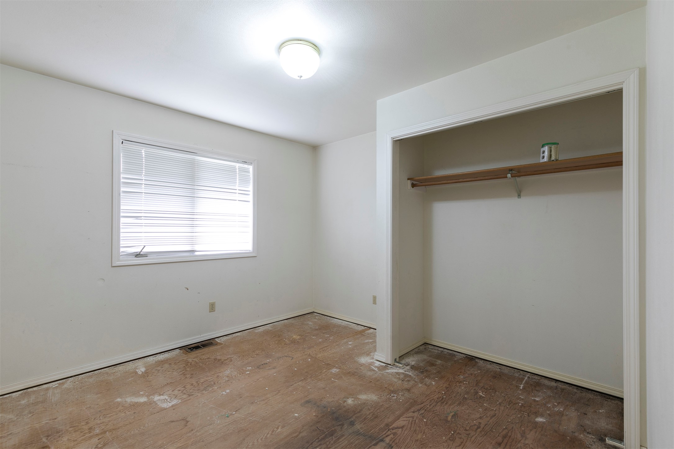 Missoula, Montana 59804, United States, 3 Bedrooms Bedrooms, ,3 BathroomsBathrooms,Residential,Active,117156