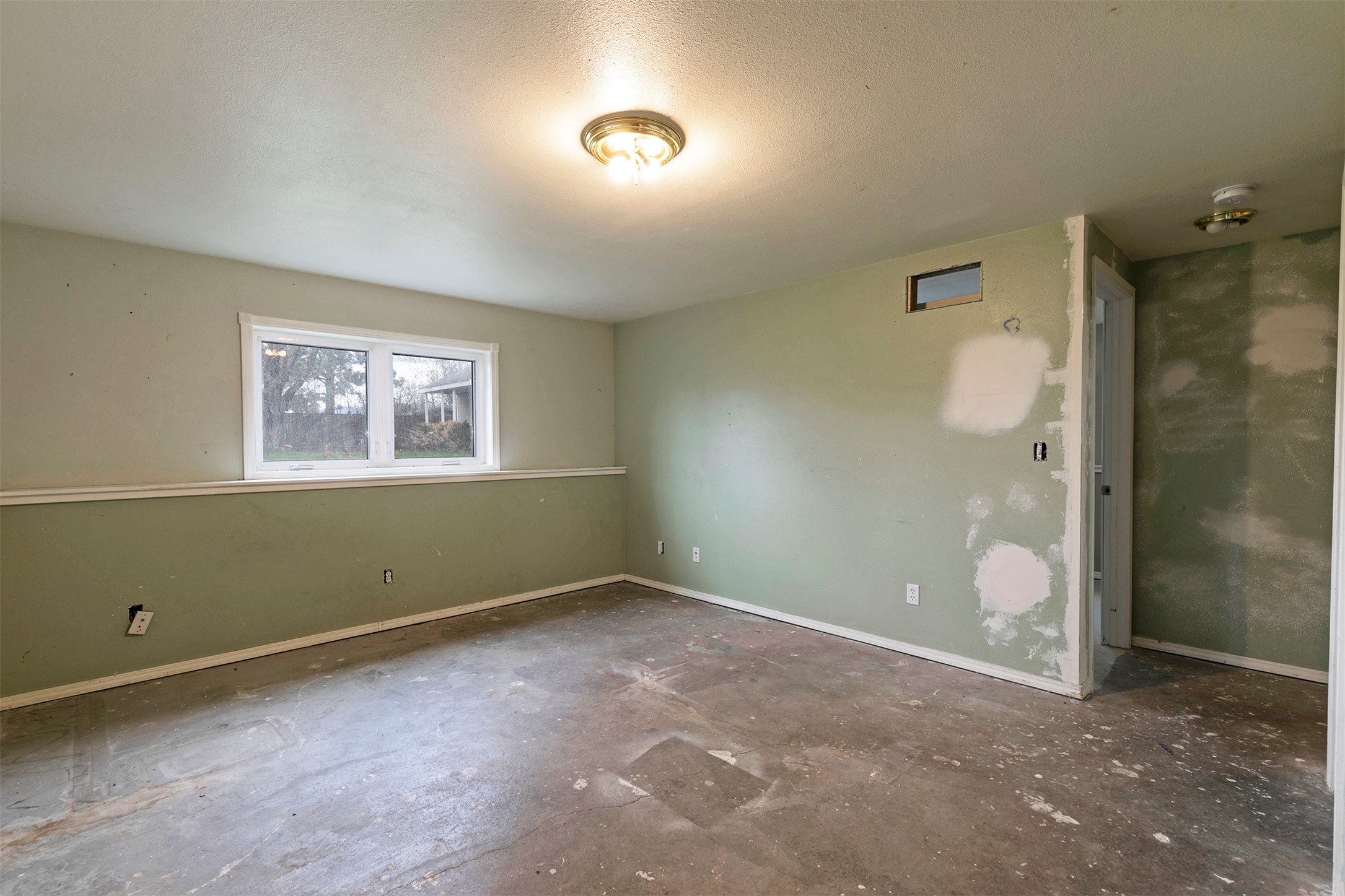 Missoula, Montana 59804, United States, 3 Bedrooms Bedrooms, ,3 BathroomsBathrooms,Residential,Active,117156