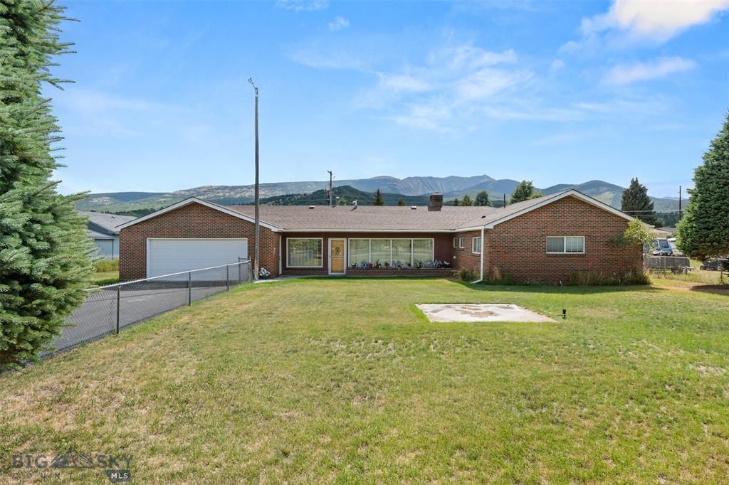 Photo of 105 Howe Street, Anaconda, MT 59711 (MLS # 30066349)