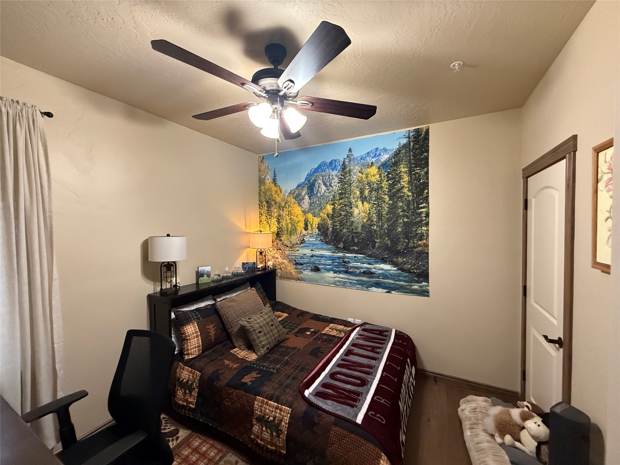 4100 Mullan Road 902