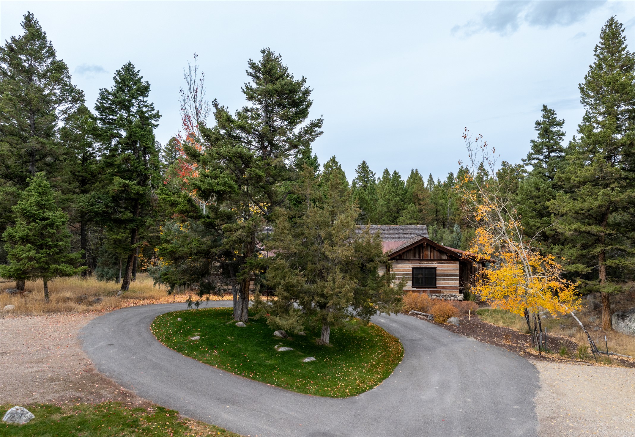 950 Pauly Drive