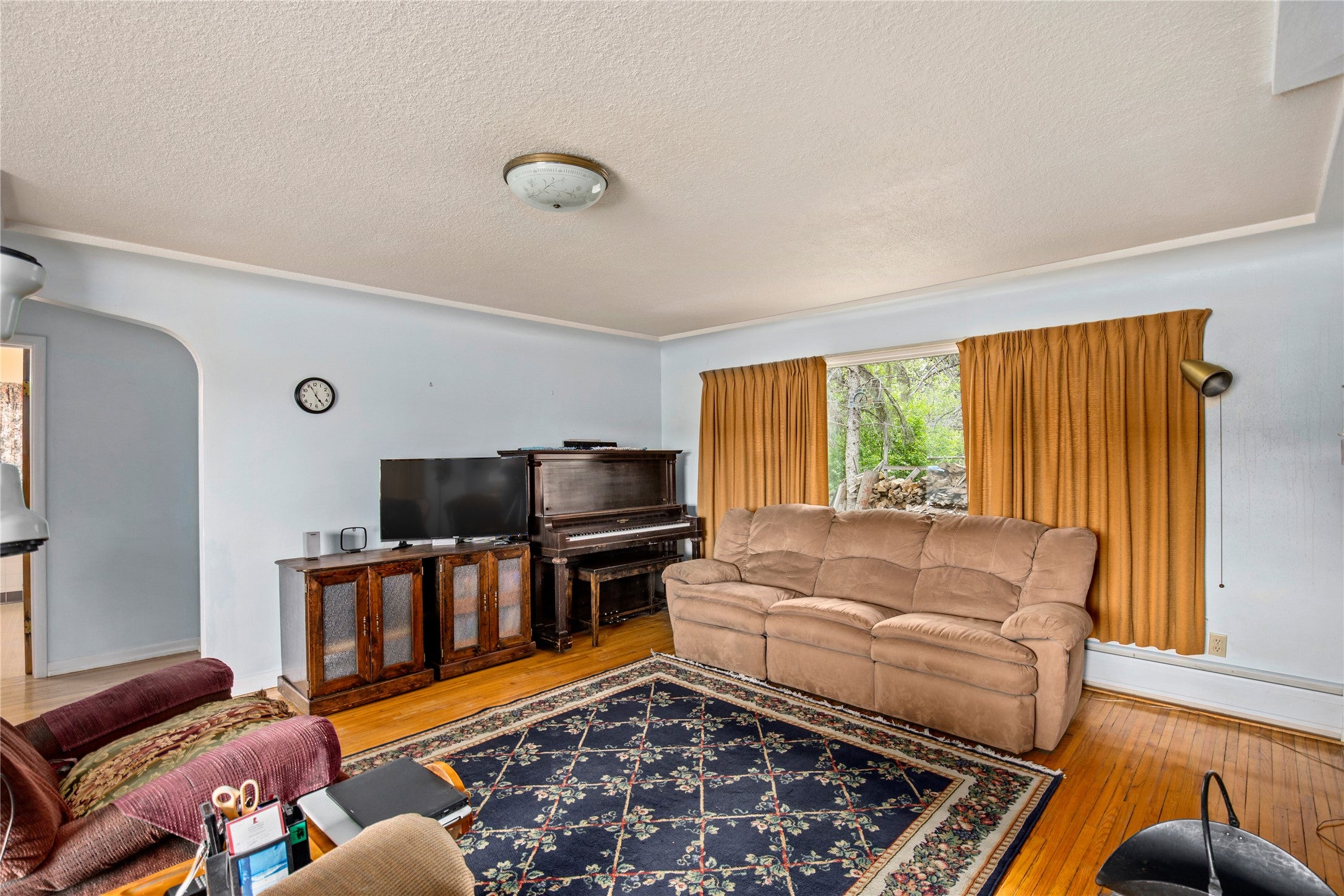 3103 Central Avenue W