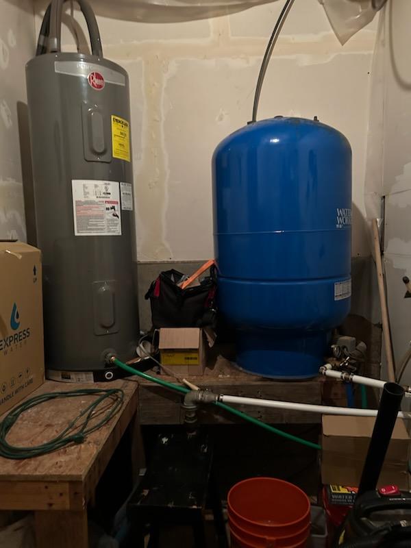 Marion, Montana 59925, United States, 2 Bedrooms Bedrooms, ,1 BathroomBathrooms,Residential,Active,141816