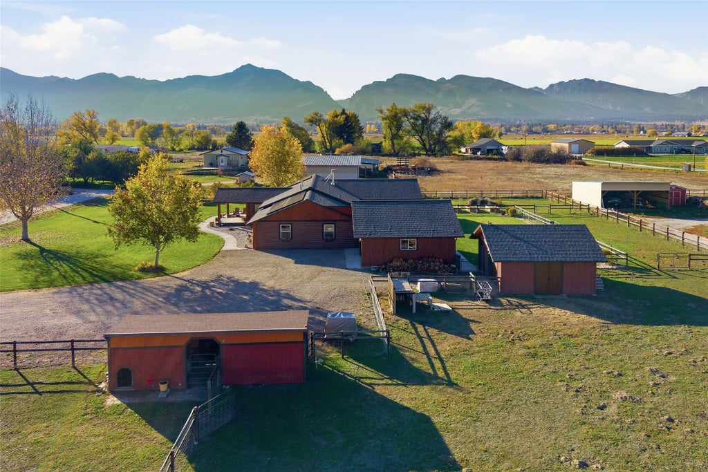 Photo of 344 Harold Lane, Corvallis, MT 59828 (MLS # 30079751)