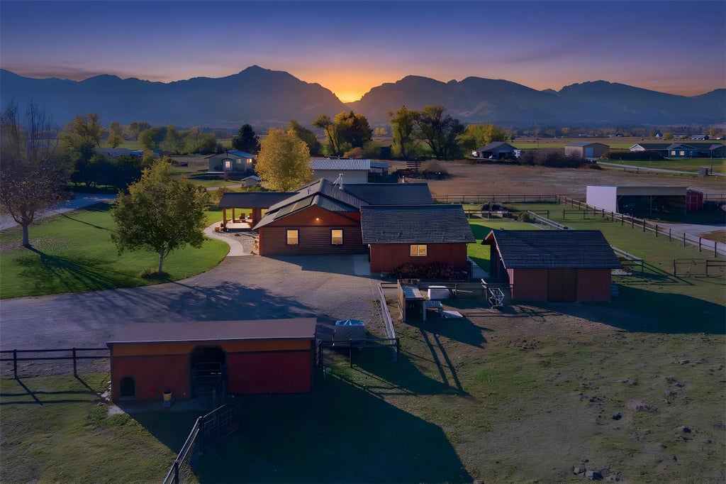 Photo of 344 Harold Lane, Corvallis, MT 59828 (MLS # 30079751)