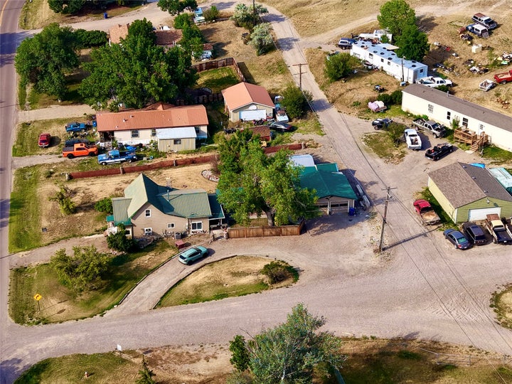 Photo 1 of 32 — 1122 Saint Charles Street, Fort Benton, MT 59442
