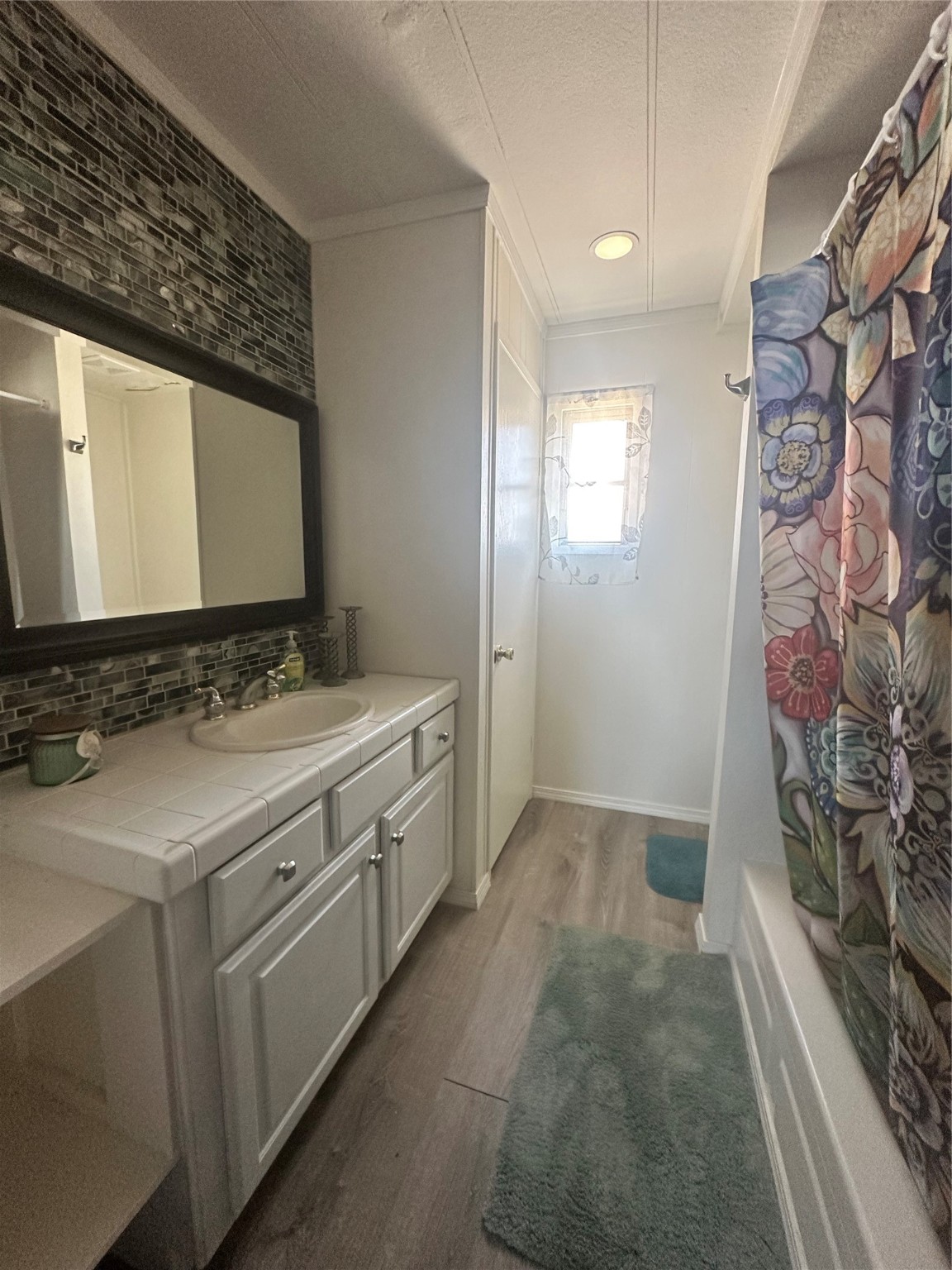 Hamilton, Montana 59840, United States, 3 Bedrooms Bedrooms, ,2 BathroomsBathrooms,Residential,Pending,54945