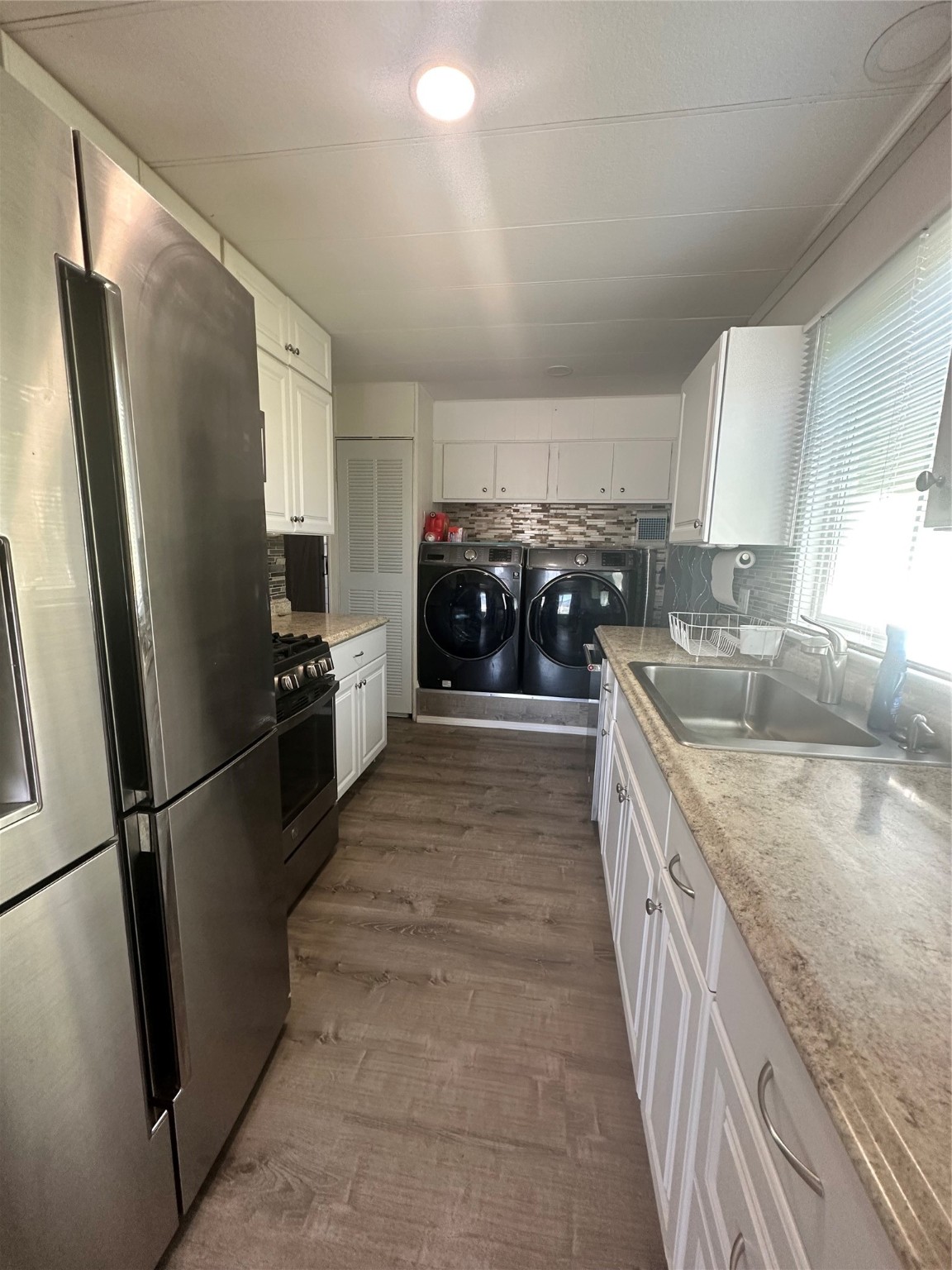 Hamilton, Montana 59840, United States, 3 Bedrooms Bedrooms, ,2 BathroomsBathrooms,Residential,Pending,54945