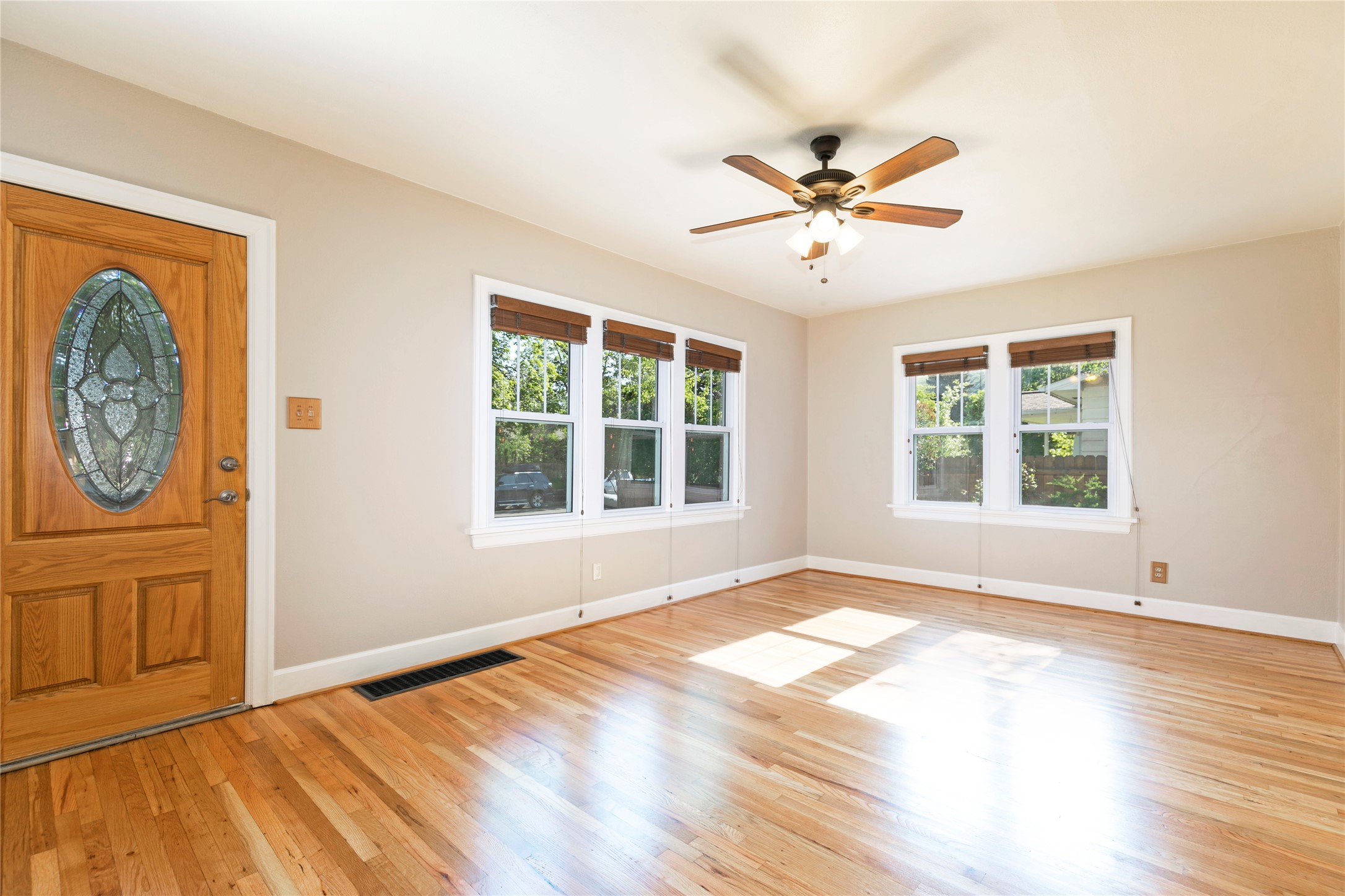 233 E Central Avenue