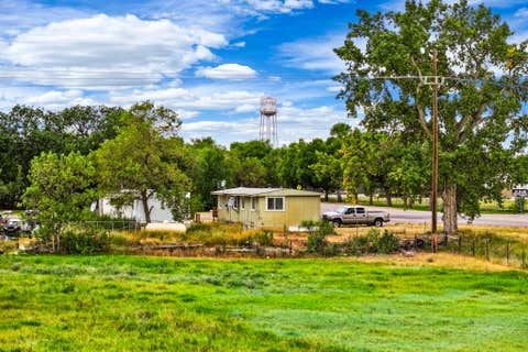 Tiny photo for 3 3rd Avenue SE, Dutton, MT 59433 (MLS # 30076314)
