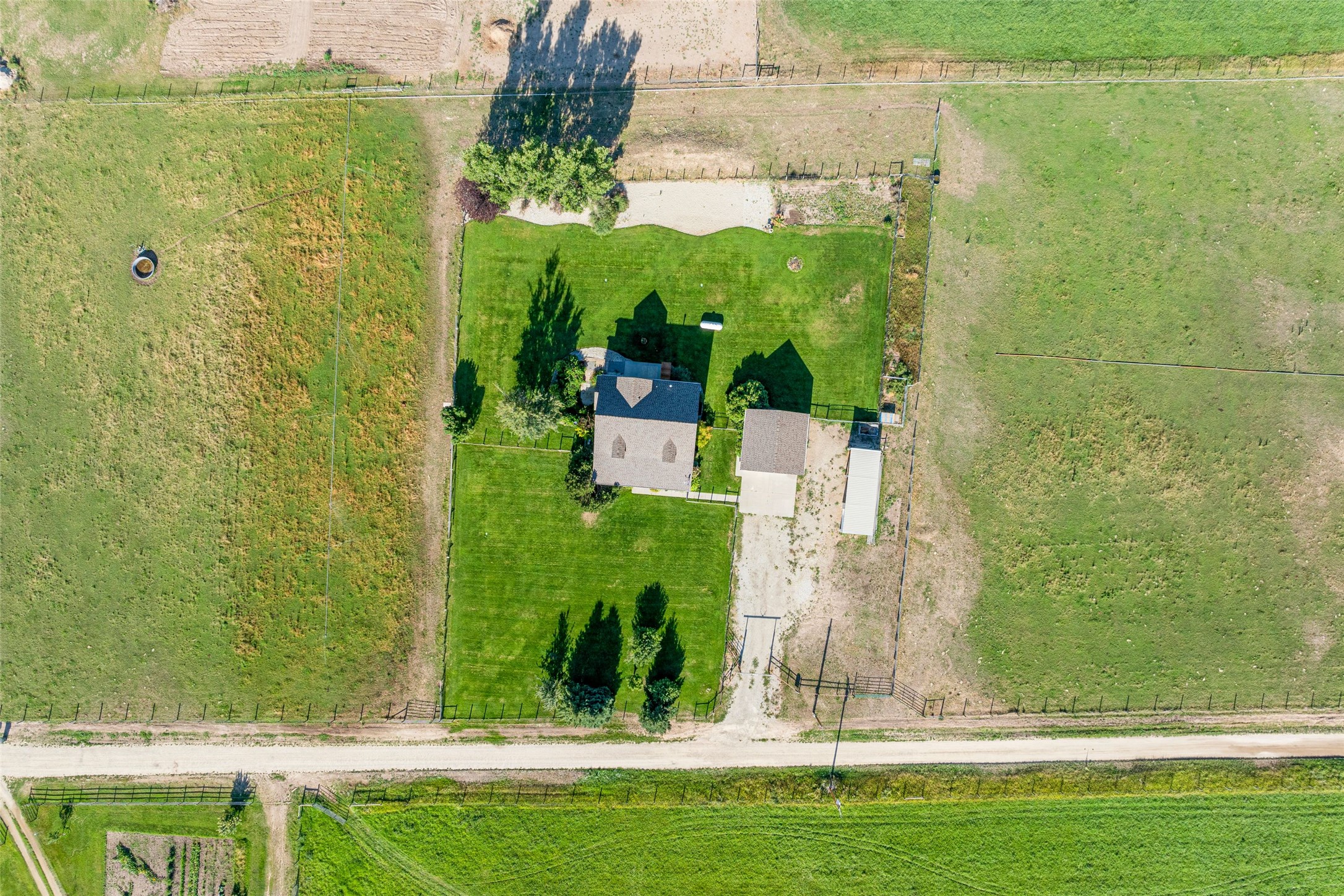 Stevensville, Montana 59870, United States, 3 Bedrooms Bedrooms, ,3 BathroomsBathrooms,Residential,Active,88031