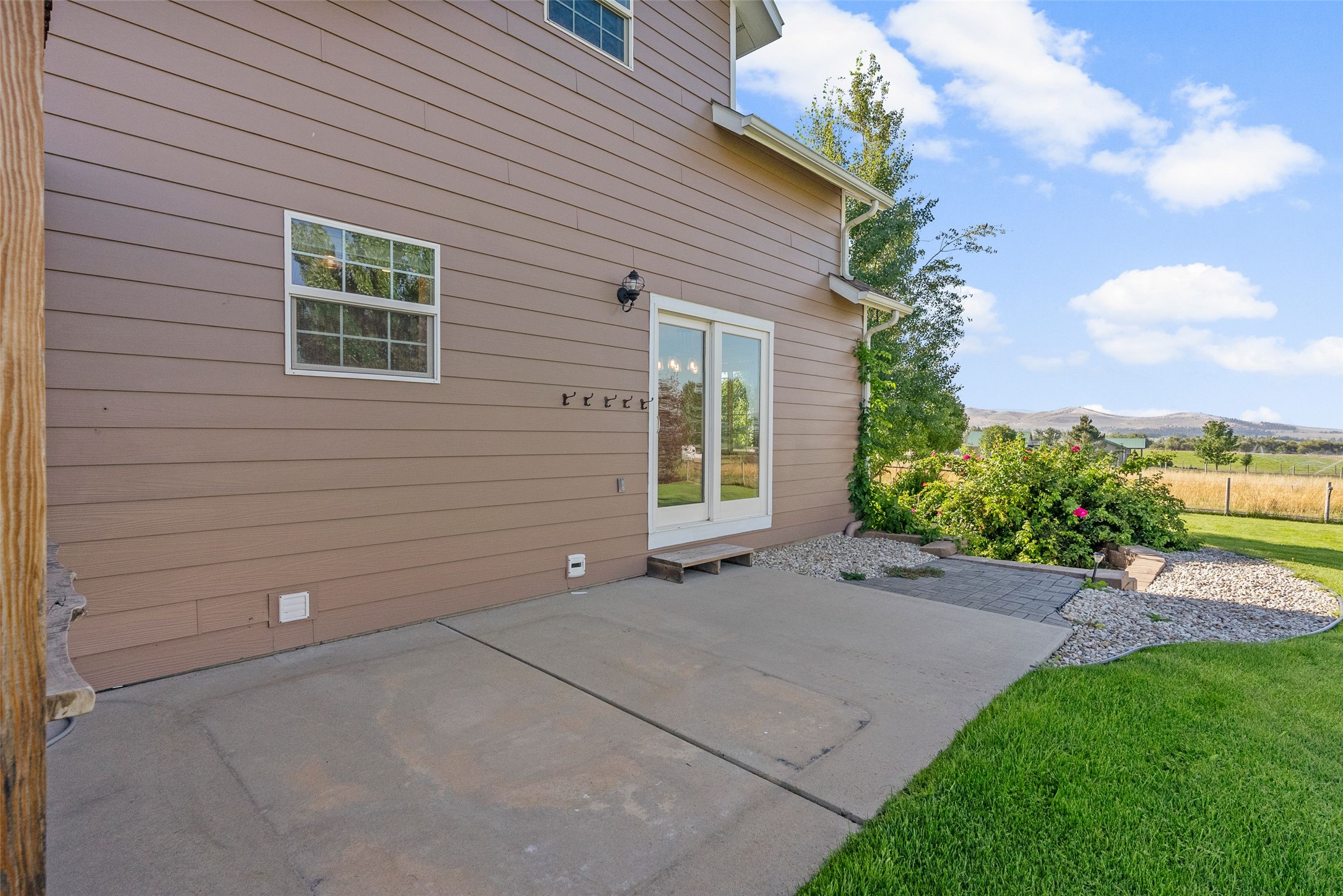 Stevensville, Montana 59870, United States, 3 Bedrooms Bedrooms, ,3 BathroomsBathrooms,Residential,Active,88031