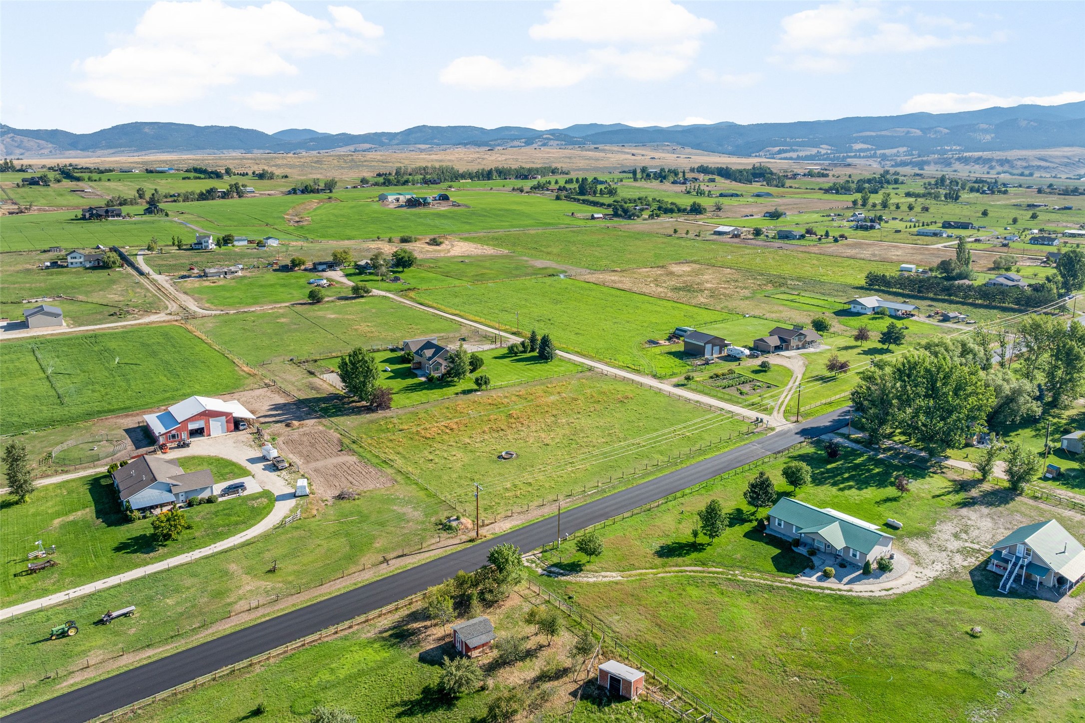 Stevensville, Montana 59870, United States, 3 Bedrooms Bedrooms, ,3 BathroomsBathrooms,Residential,Active,88031