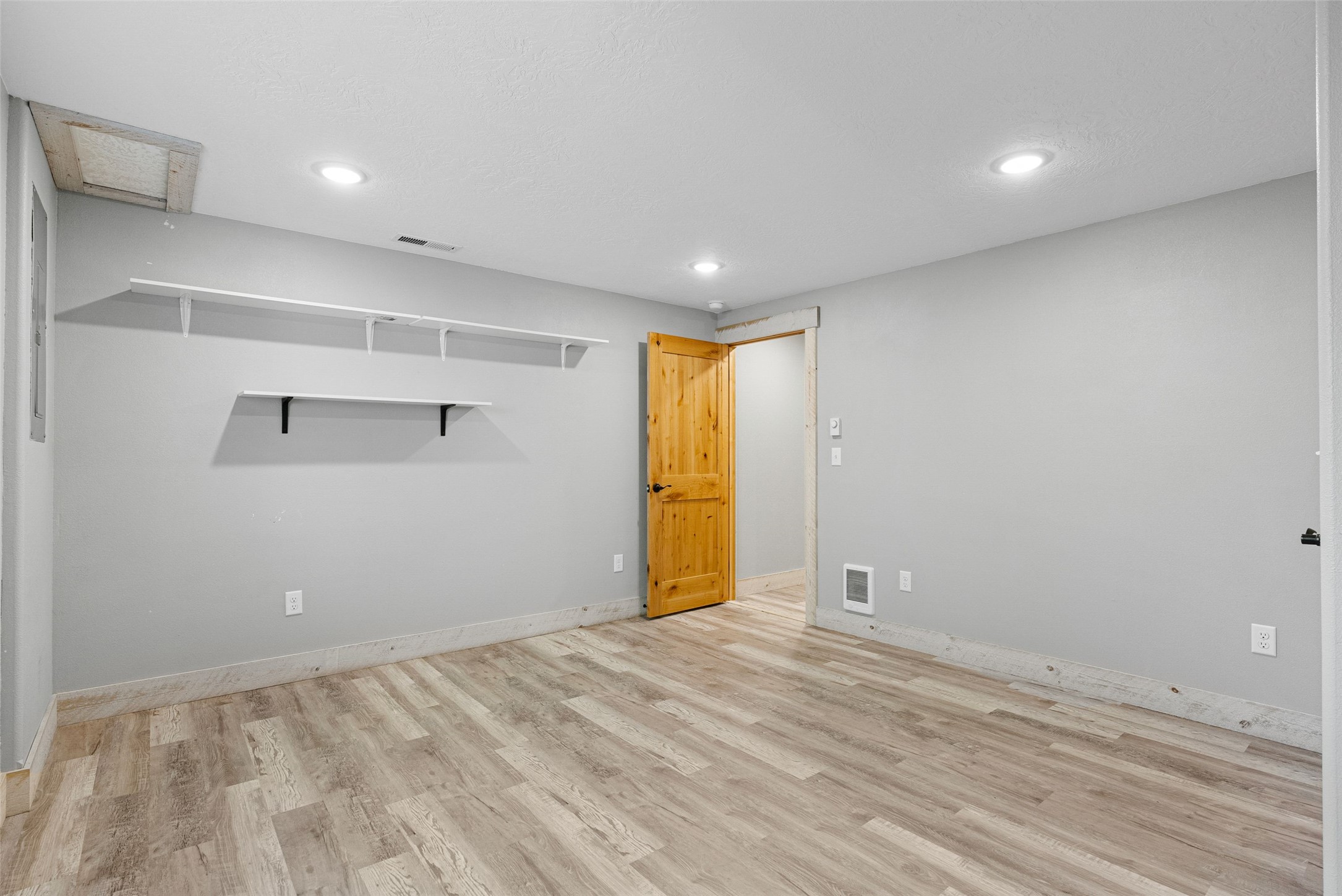 Stevensville, Montana 59870, United States, 3 Bedrooms Bedrooms, ,3 BathroomsBathrooms,Residential,Active,88031