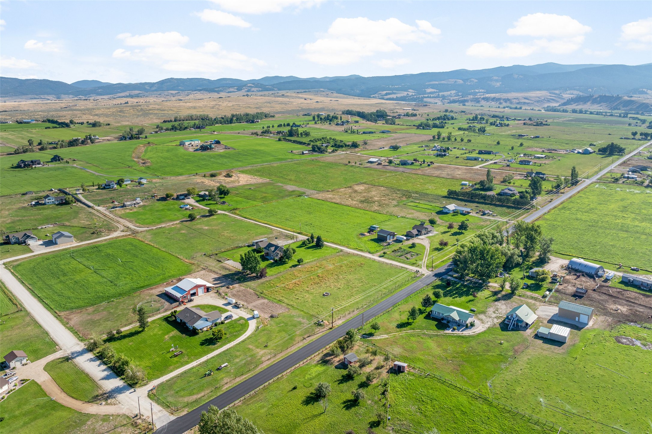 Stevensville, Montana 59870, United States, 3 Bedrooms Bedrooms, ,3 BathroomsBathrooms,Residential,Active,88031
