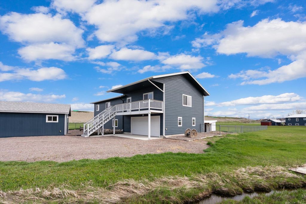 Photo of 963 Foys Lake Road, Kalispell, MT 59901 (MLS # 30069515)