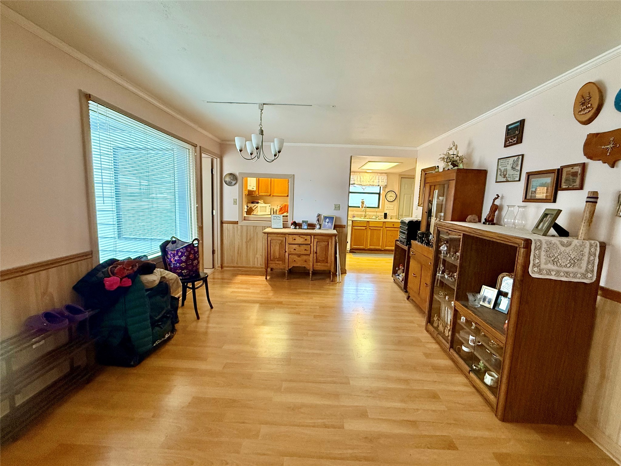 200 Gallatin Street S