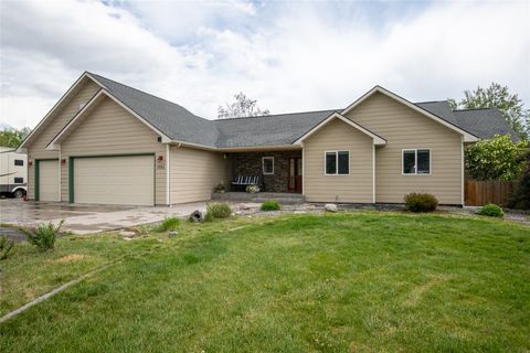 Photo of 1582 Douglas Drive, Missoula, MT 59808 (MLS # 30070725)