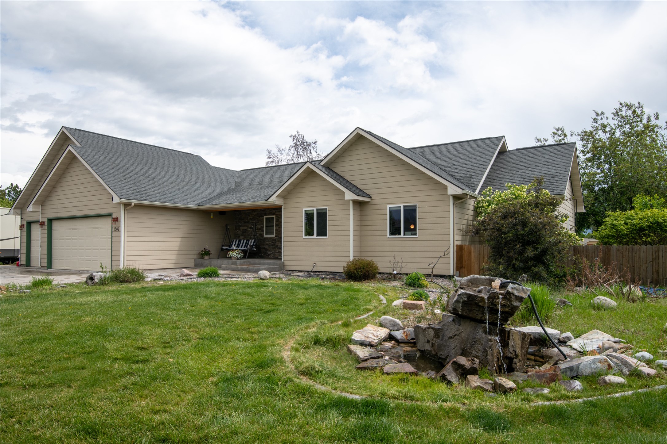1582 Douglas Drive