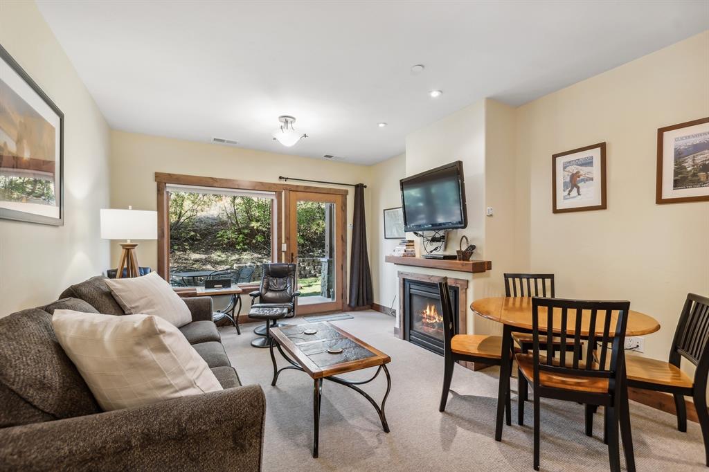 3820 Tamarack Avenue 120