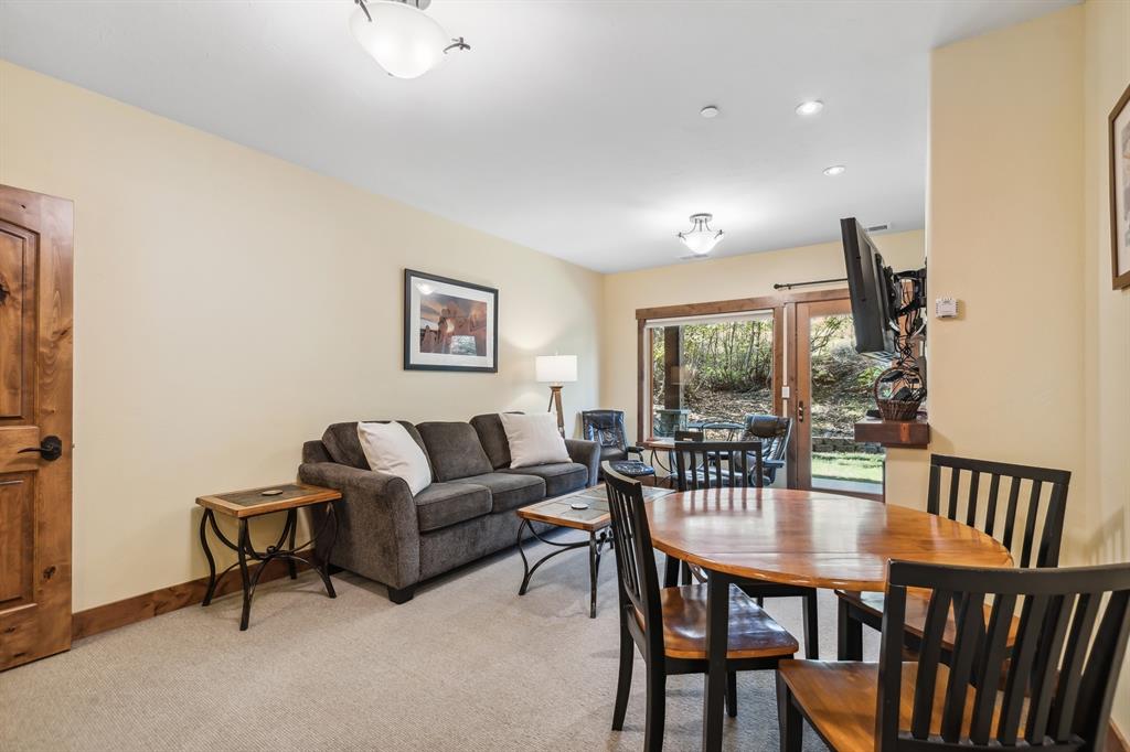 3820 Tamarack Avenue 120