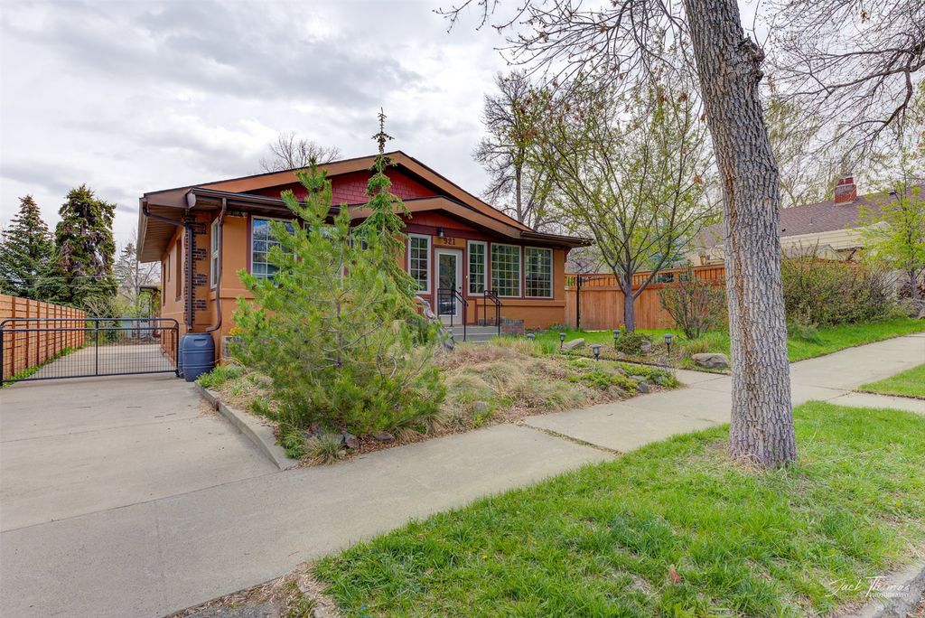 Photo of 921 Monroe Avenue, Helena, MT 59601 (MLS # 30069624)