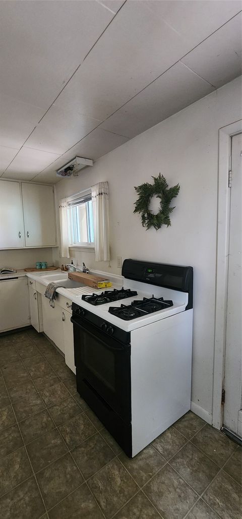 Tiny photo for 134 Grantsdale Cutoff Road, Hamilton, MT 59840 (MLS # 30071289)