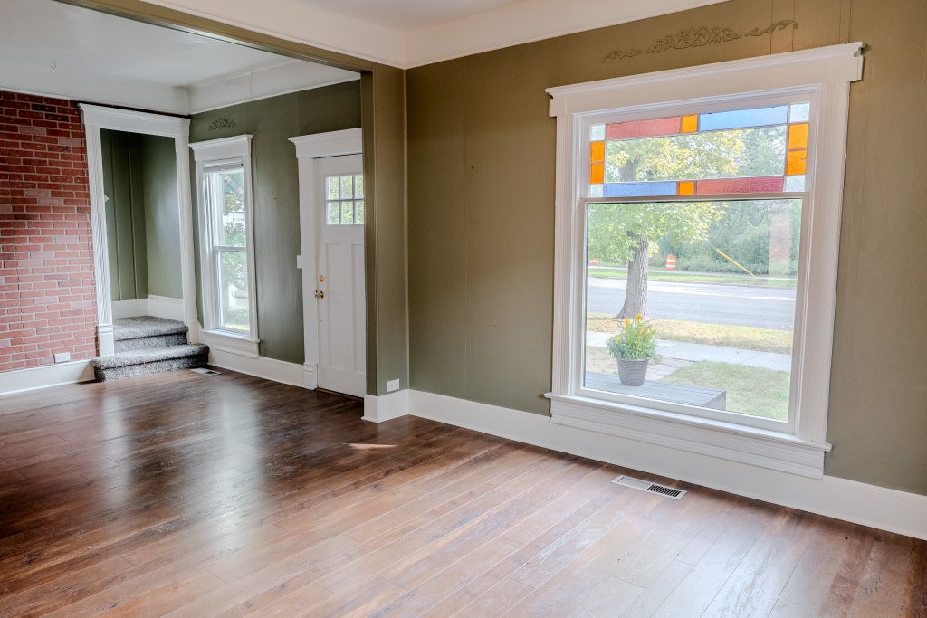 Photo of 4 Woodland Avenue, Kalispell, MT 59901 (MLS # 30078350)