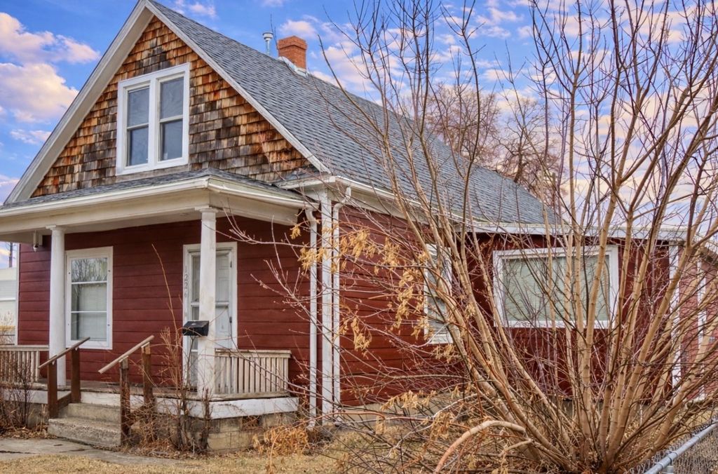 Photo of 1226 9th Avenue S, Great Falls, MT 59405 (MLS # 30066267)