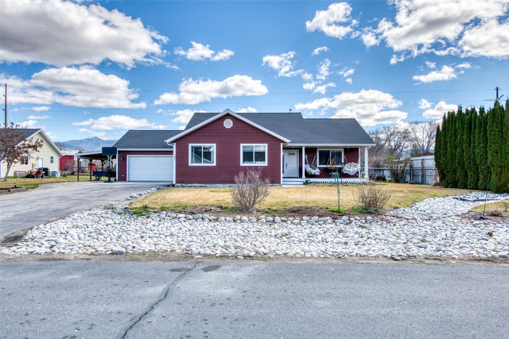 Photo of 1084 Centennial Lane, Corvallis, MT 59828 (MLS # 30067796)