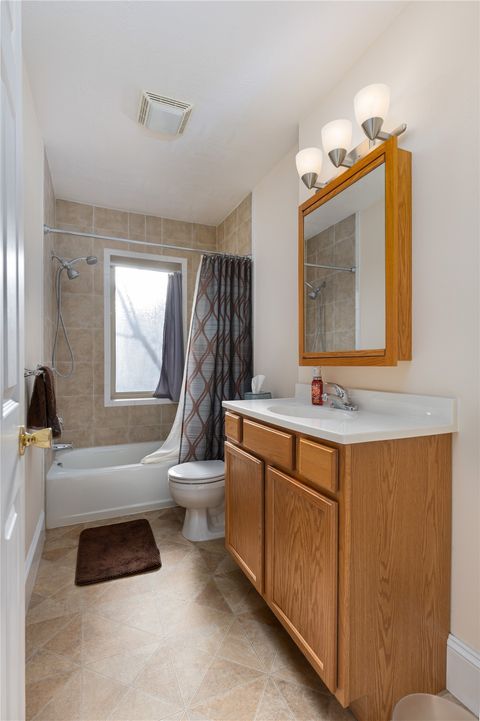 Tiny photo for 418 5th Street N #7, Great Falls, MT 59401 (MLS # 30070676)