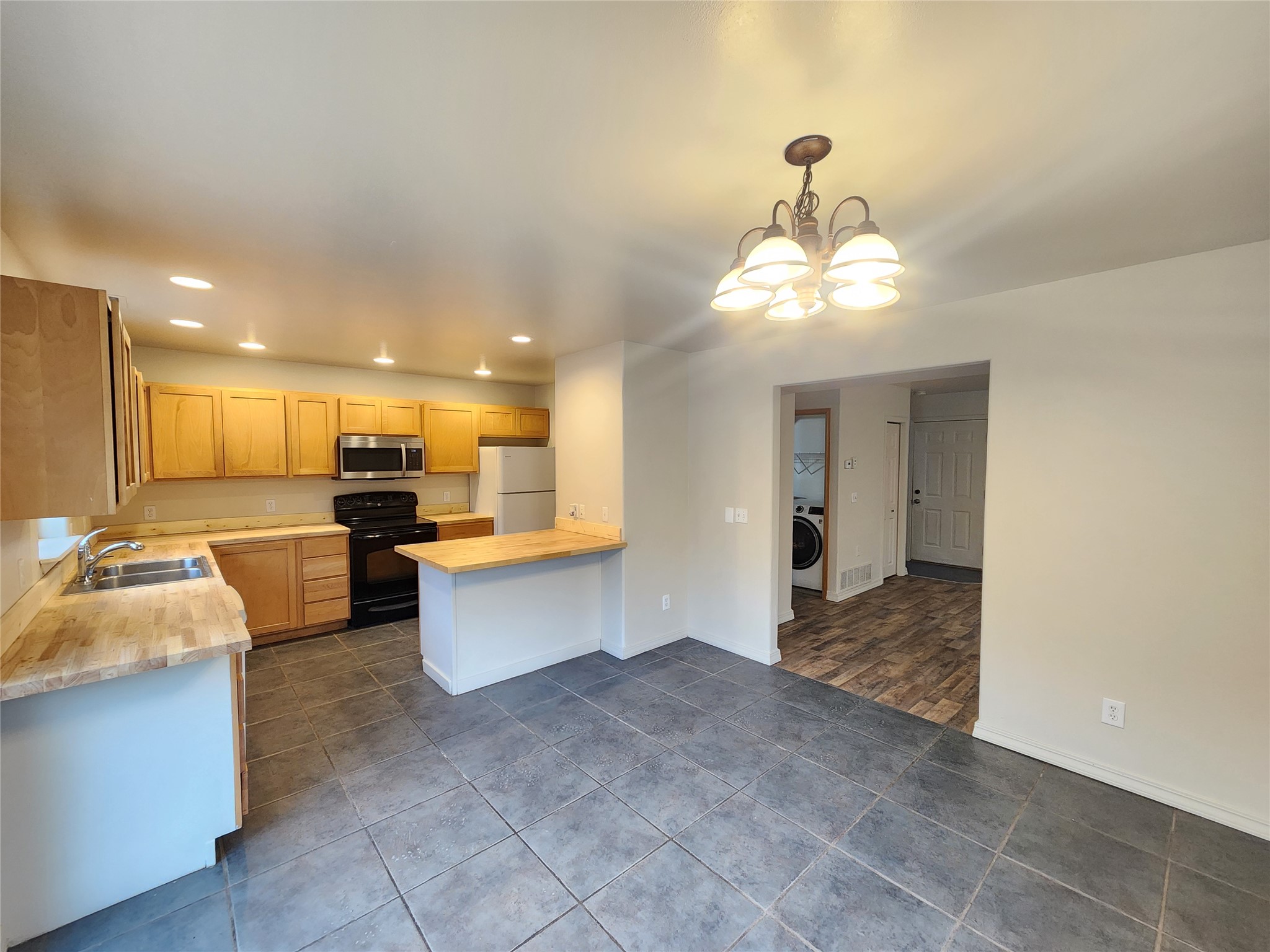 112 Sunrise Terrace 112