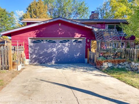 Photo of 611 Park Garden Road, Great Falls, MT 59404 (MLS # 30058215)