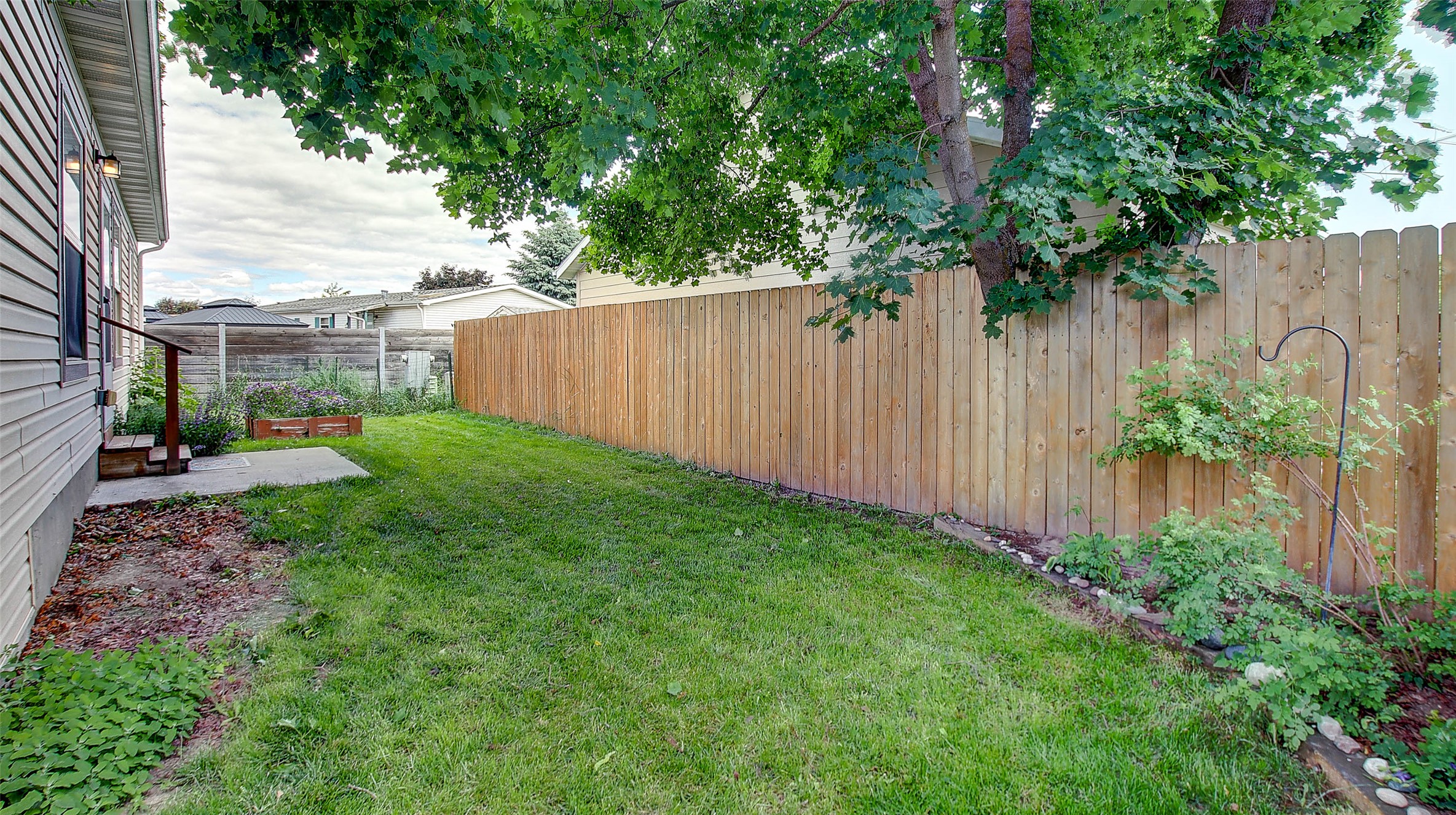 6105 Rains Place