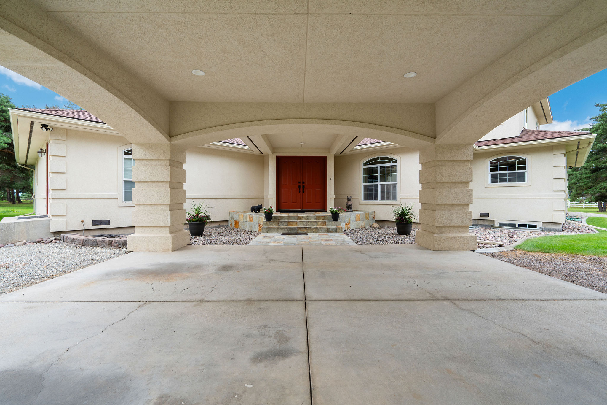 618 Leonard Lane