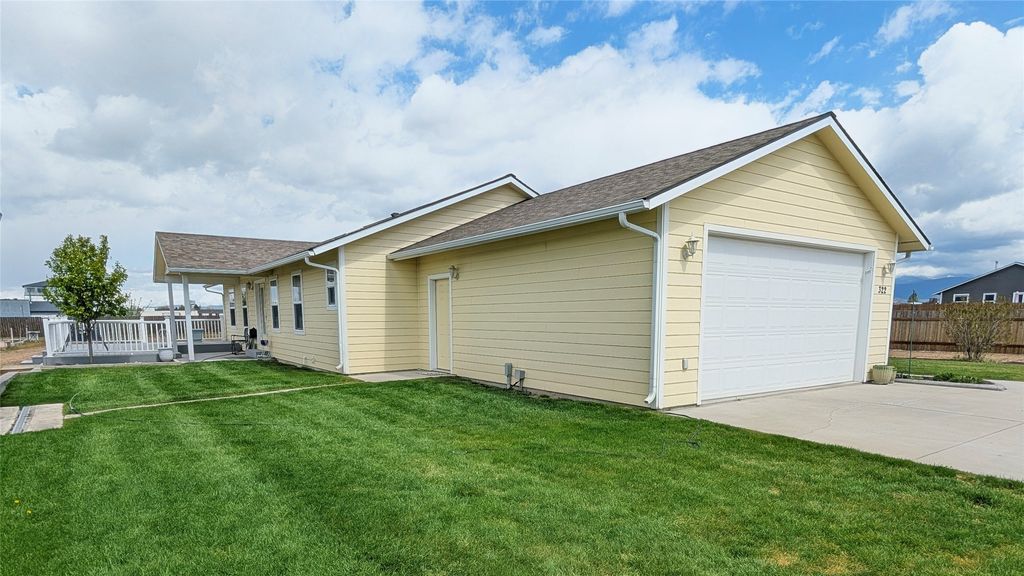 Photo of 322 Hadli Court, Stevensville, MT 59870 (MLS # 30069783)