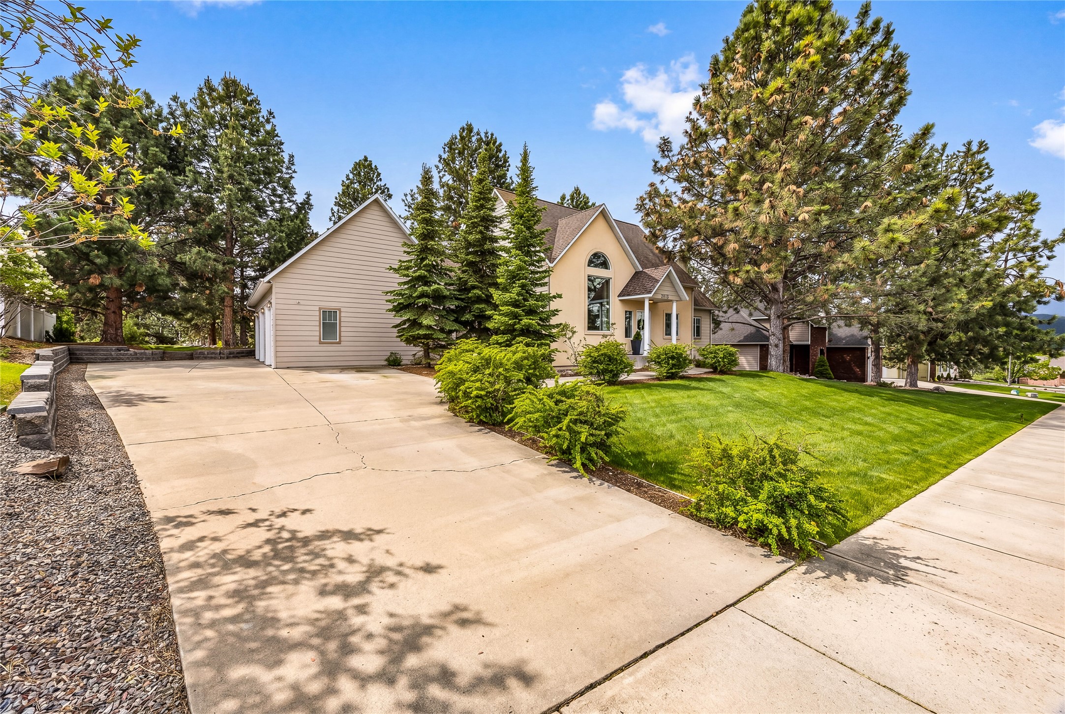2813 Carla Jo Lane