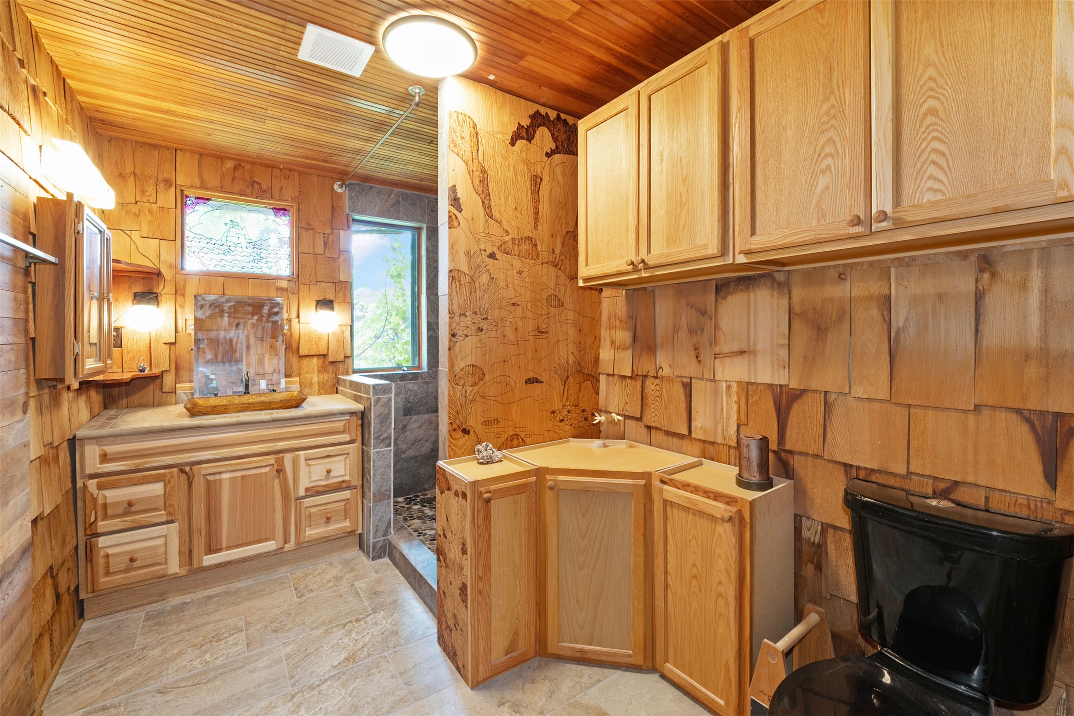 Bigfork, Montana 59911, United States, 3 Bedrooms Bedrooms, ,2 BathroomsBathrooms,Residential,Active,147207