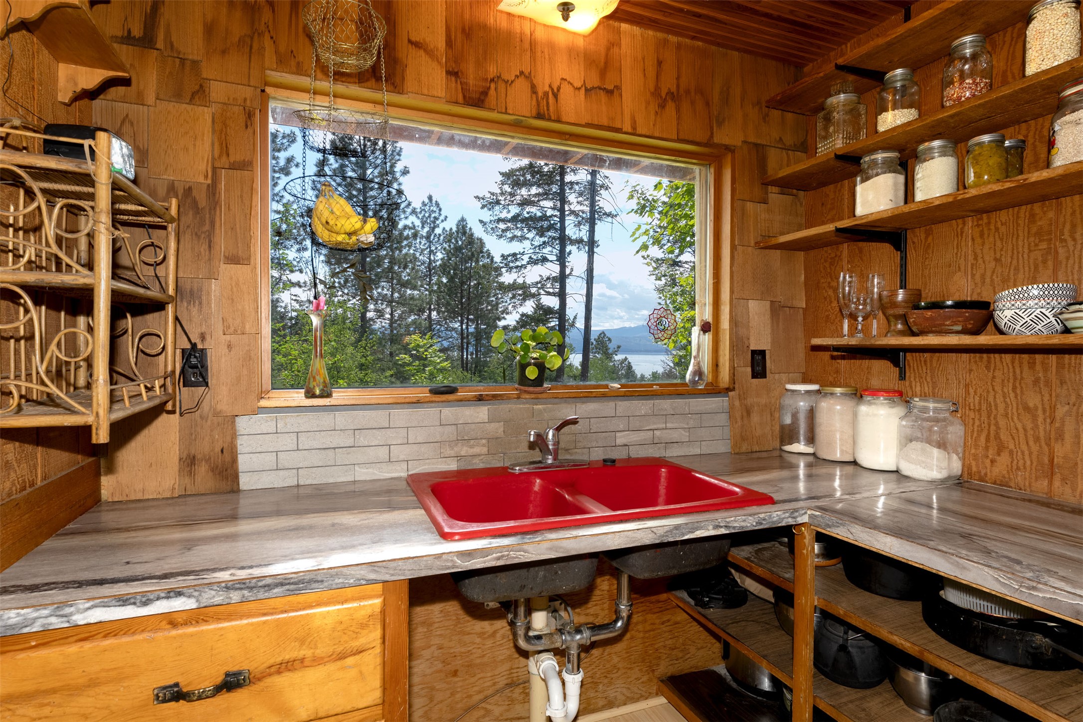 Bigfork, Montana 59911, United States, 3 Bedrooms Bedrooms, ,2 BathroomsBathrooms,Residential,Active,147207