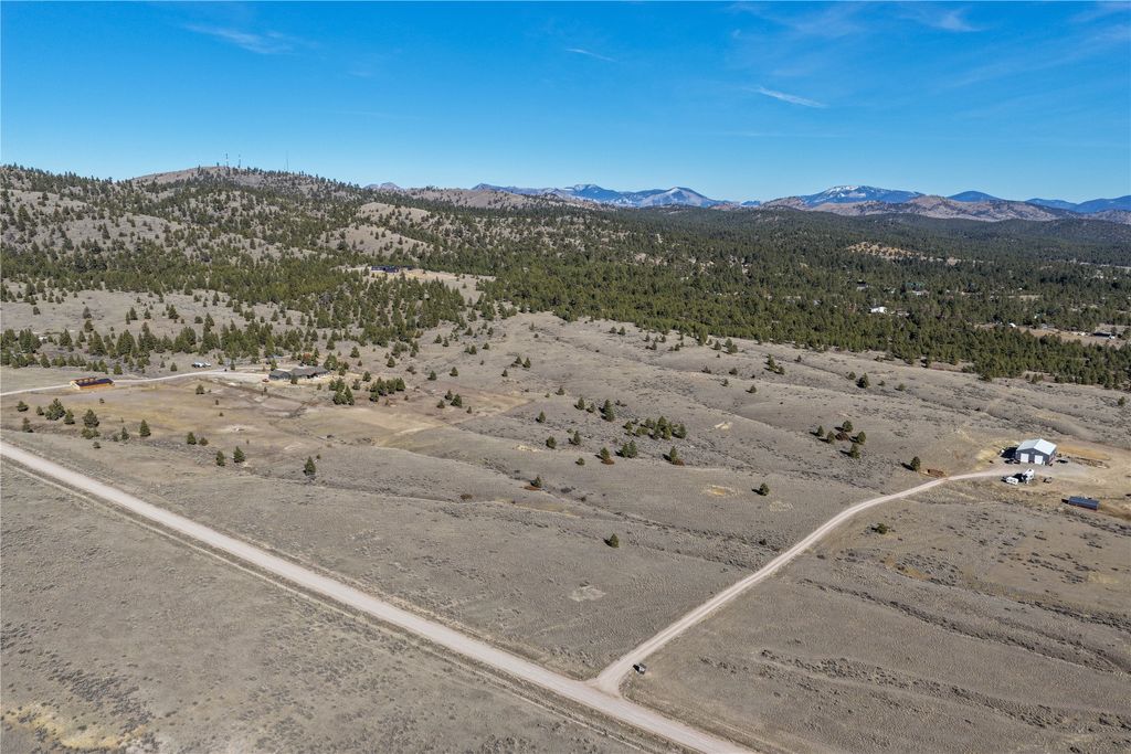 Photo of 8895 Applegate Drive, Helena, MT 59602 (MLS # 30066108)