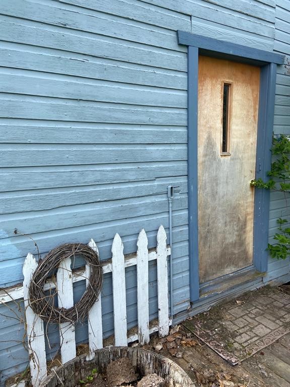 Ronan, Montana 59864, United States, 6 Bedrooms Bedrooms, ,3 BathroomsBathrooms,Residential,Pending,50911