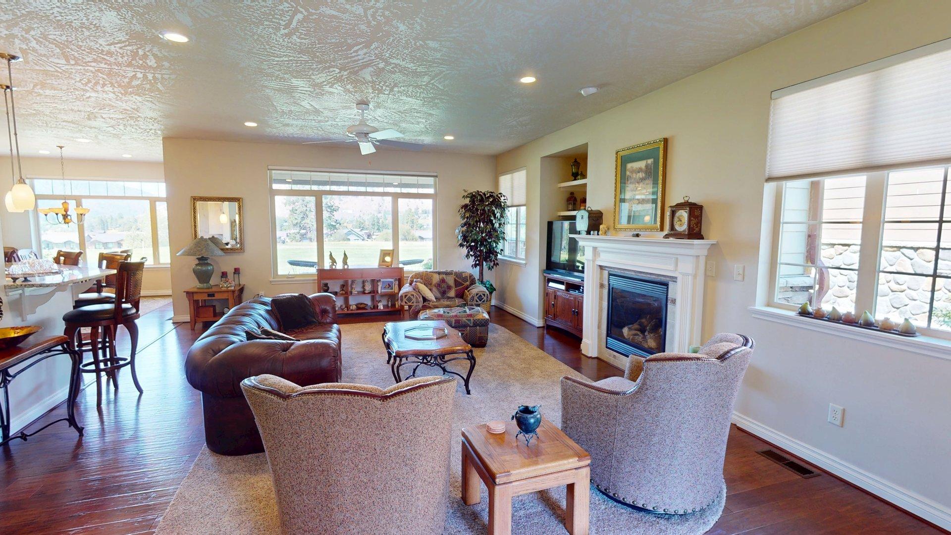 629 Anglers Bend Way