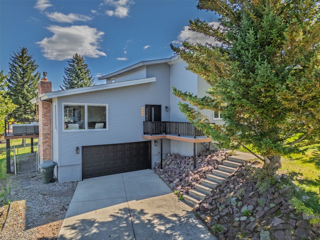 Photo of 609 S Sanders Street, Helena, MT 59601 (MLS # 30078836)