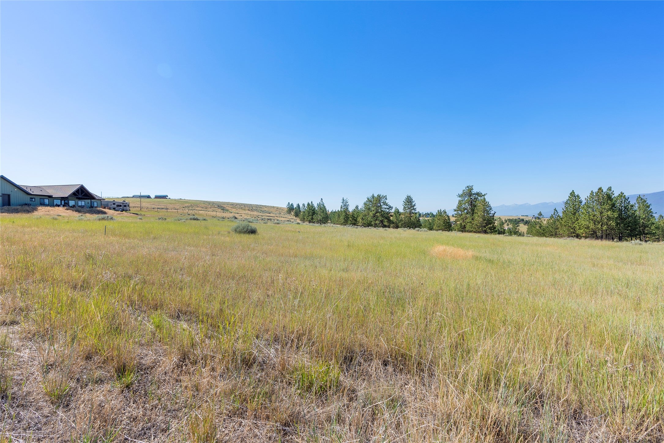 842 Sandhill Loop