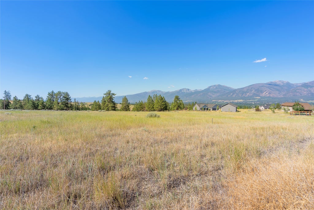 Photo of 842 Sandhill Loop, Florence, MT 59833 (MLS # 30078201)