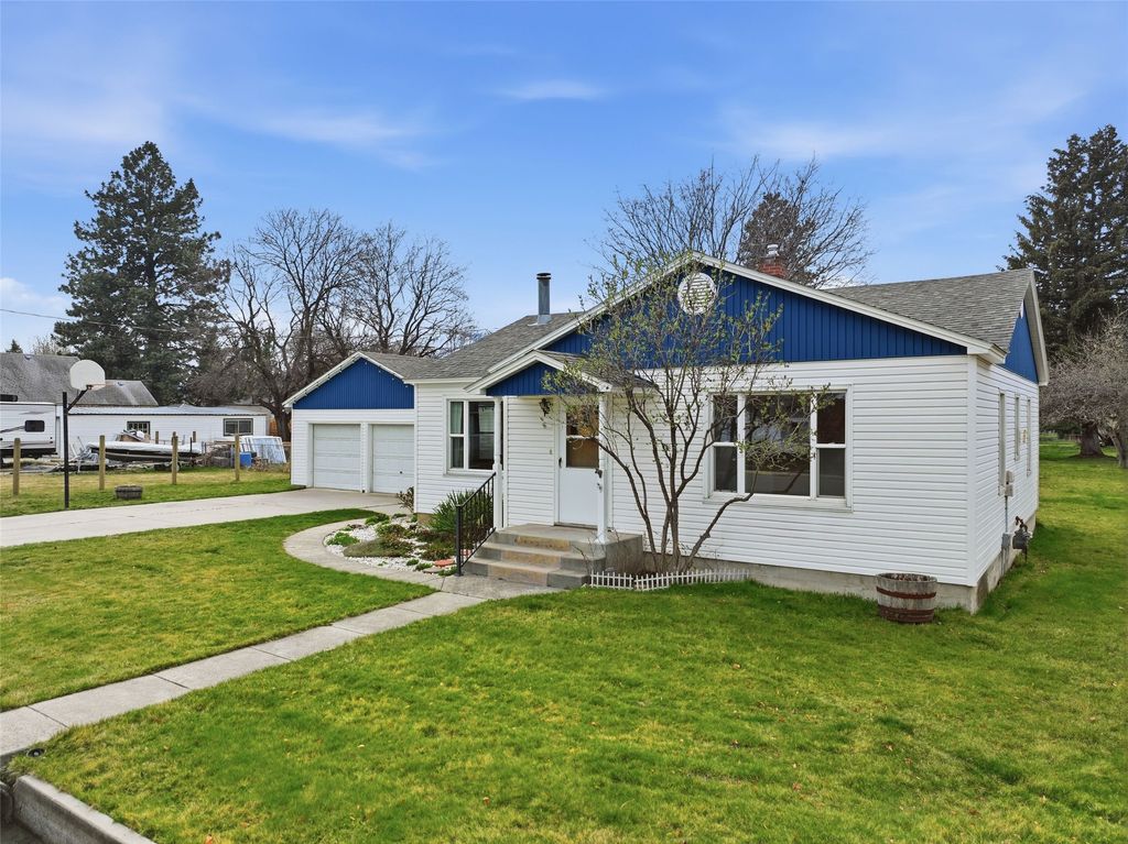 Photo of 181 Daly Avenue, Hamilton, MT 59840 (MLS # 30068228)